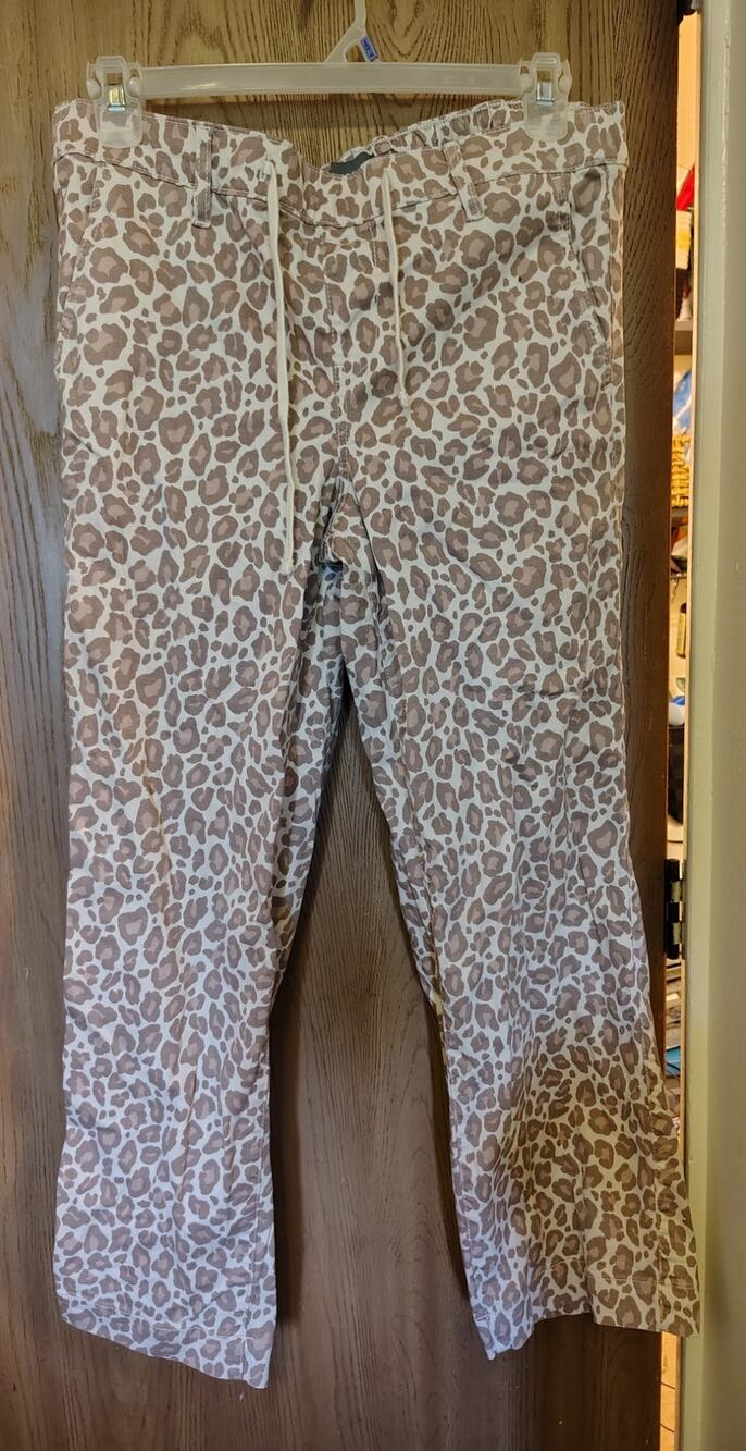 Torrid Brown Tan Cheetah Leopard Print Pants size 0R 14 pockets Feel the Fit